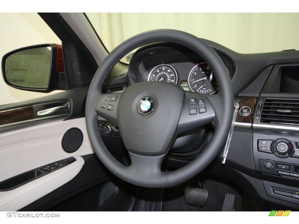 2013 BMW X5 xDrive 35i Premium Oyster Steering Wheel Photo #66688628