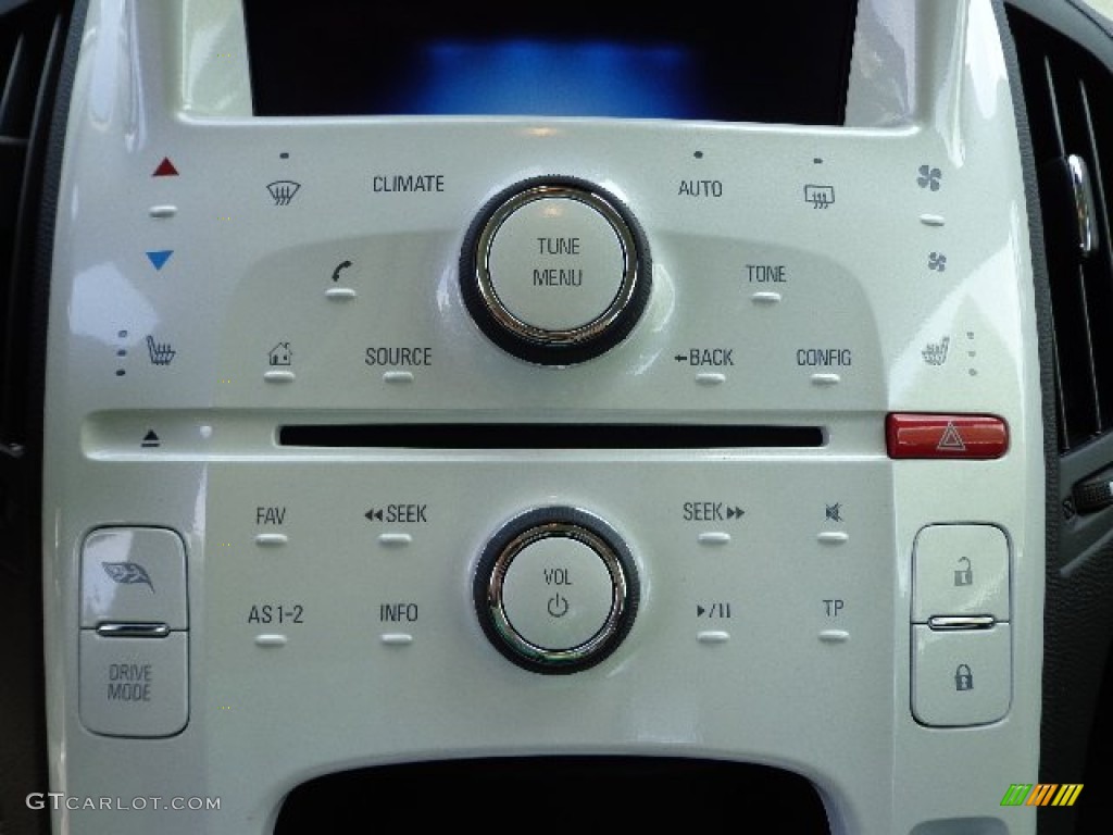 2012 Chevrolet Volt Hatchback Controls Photo #66688677