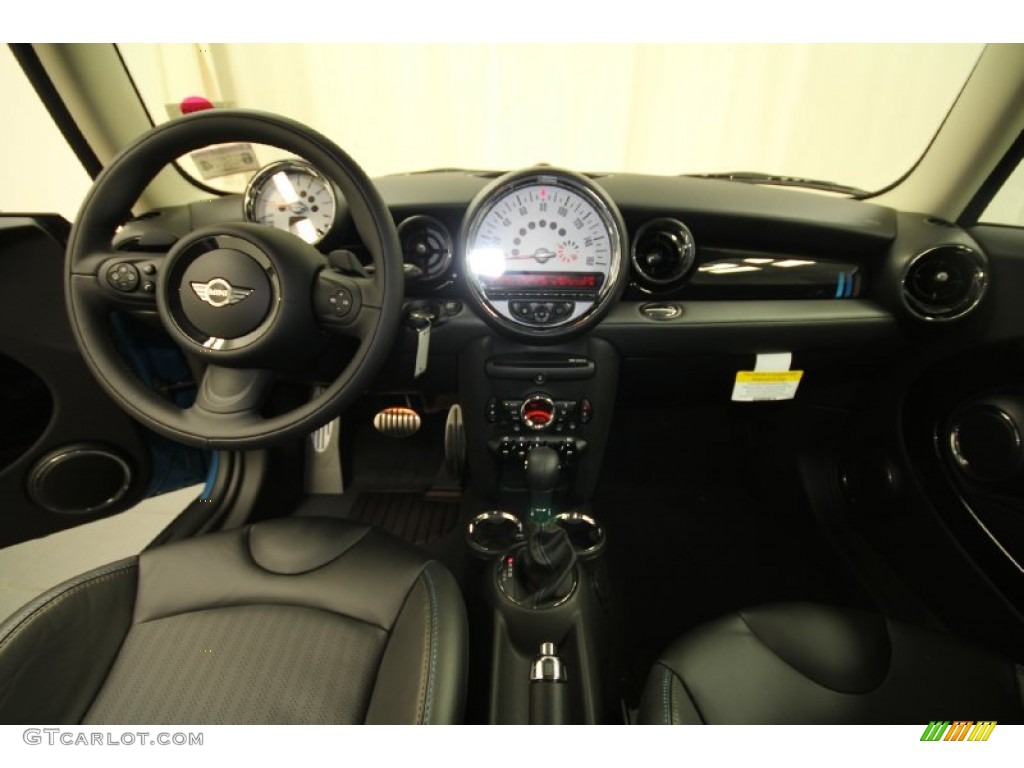 2012 Mini Cooper S Hardtop Bayswater Package Bayswater Punch Rocklite Anthracite Leather Dashboard Photo #66689216