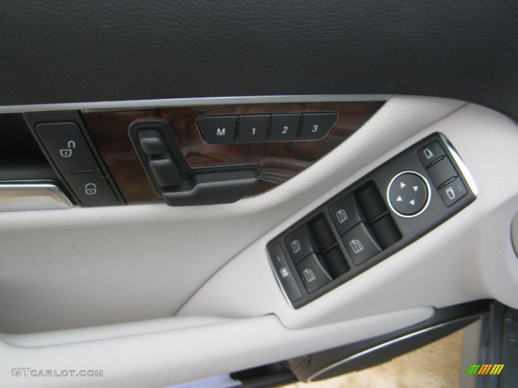 2012 Mercedes-Benz C 250 Sport Controls Photo #66690824
