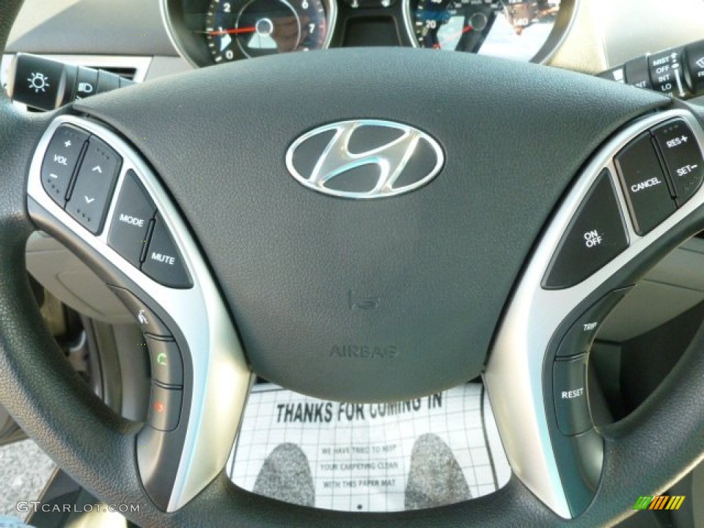2011 Hyundai Elantra GLS Controls Photo #66692270