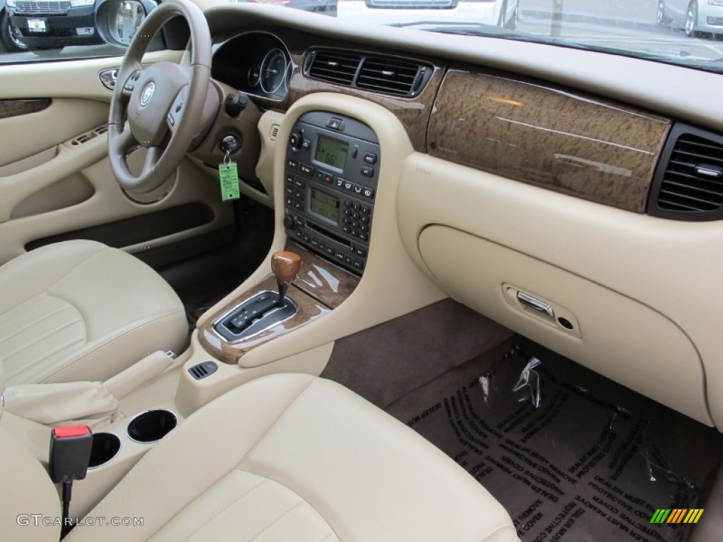 2006 Jaguar X-Type 3.0 Champagne Dashboard Photo #66692723