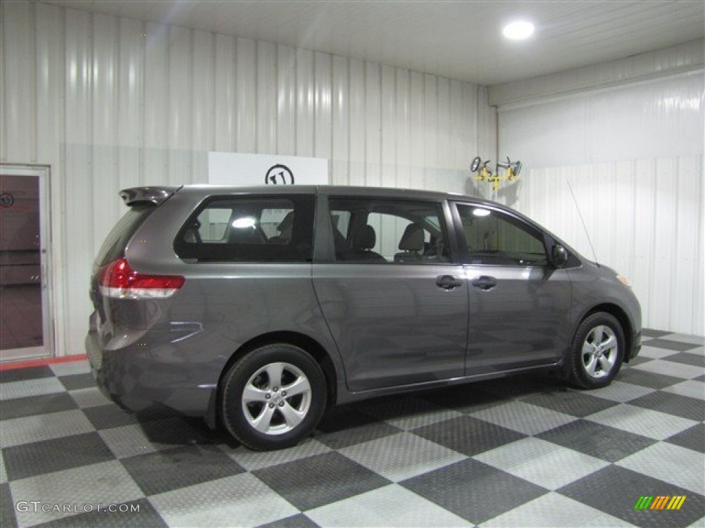 2011 Sienna  - Predawn Gray Mica / Light Gray photo #7