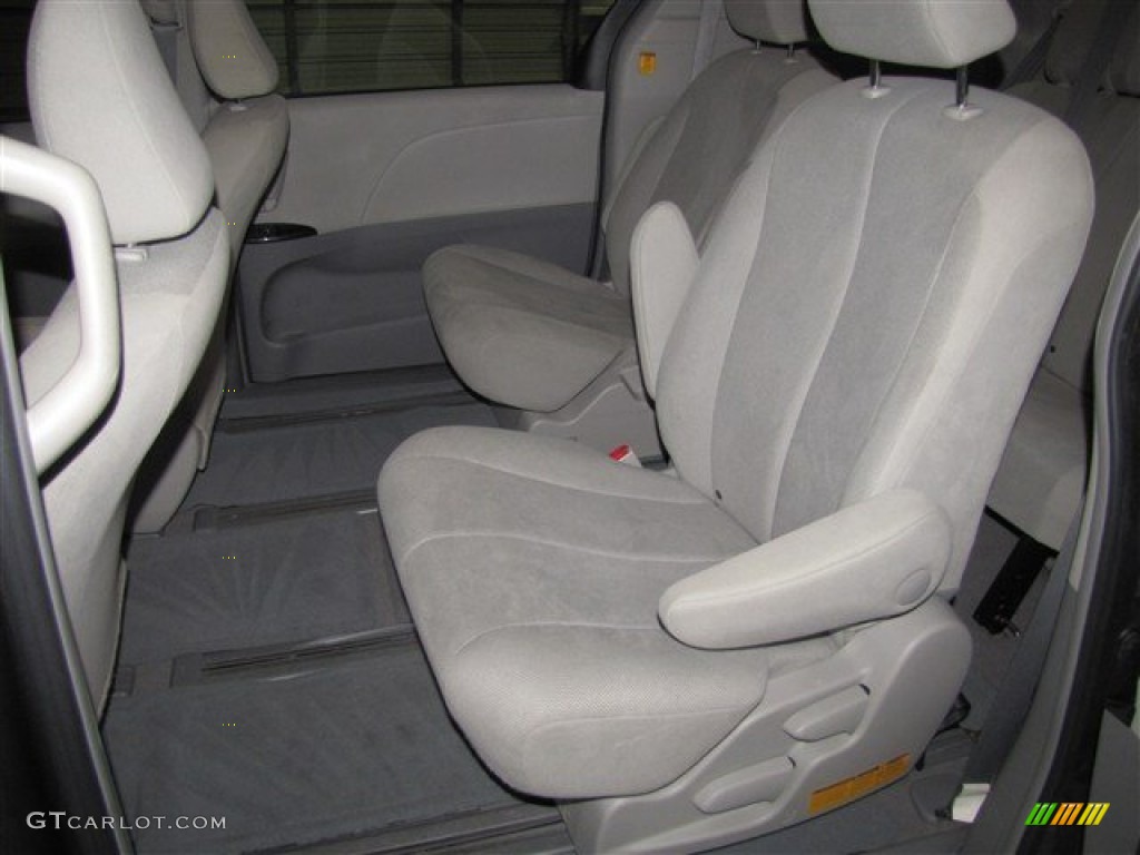 2011 Sienna  - Predawn Gray Mica / Light Gray photo #20