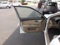 Clear White - Optima LX V6 Photo No. 14