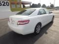 Super White - Camry LE Photo No. 7