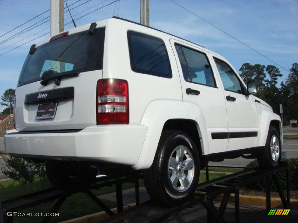 2011 Liberty Sport - Bright White / Dark Slate Gray photo #2