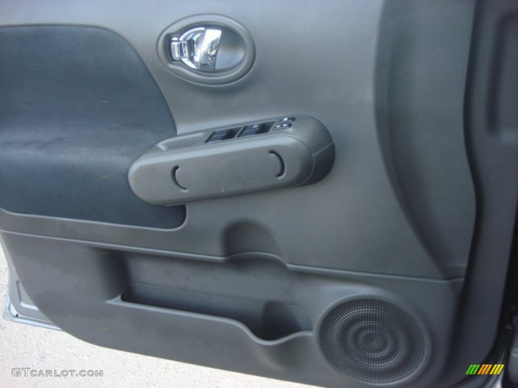 2009 Nissan Cube 1.8 S Door Panel Photos