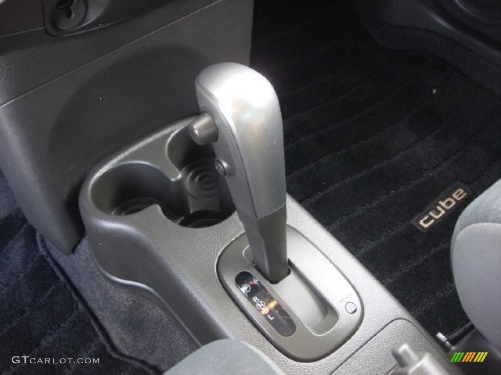 2009 Nissan Cube 1.8 S Transmission Photos