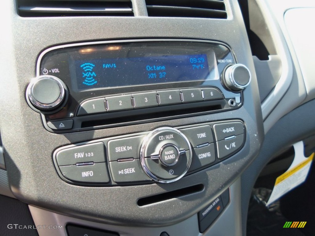 2012 Chevrolet Sonic LT Hatch Controls Photo #66697211