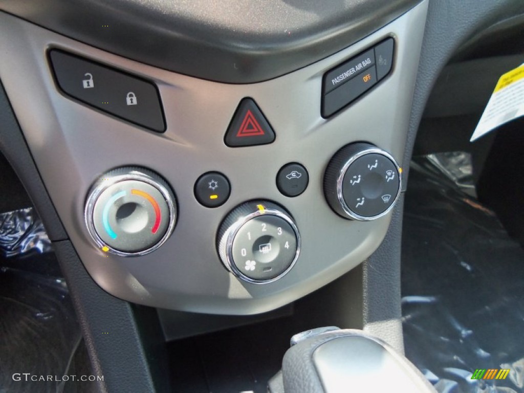 2012 Chevrolet Sonic LT Sedan Controls Photo #66697433