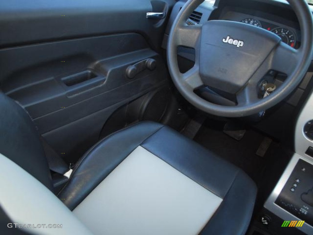 2008 Patriot Sport 4x4 - Surf Blue Pearl / Dark Slate Gray photo #11