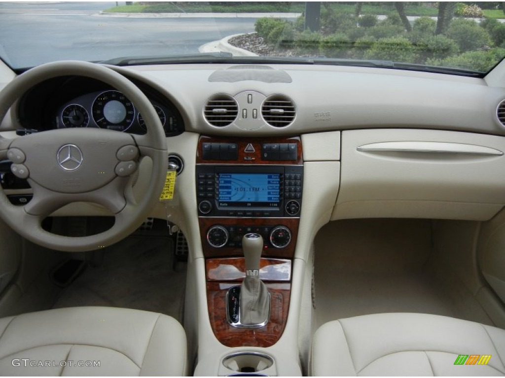 2009 Mercedes-Benz CLK 350 Coupe Stone Dashboard Photo #66703195