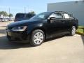 Black - Jetta SE Sedan Photo No. 3