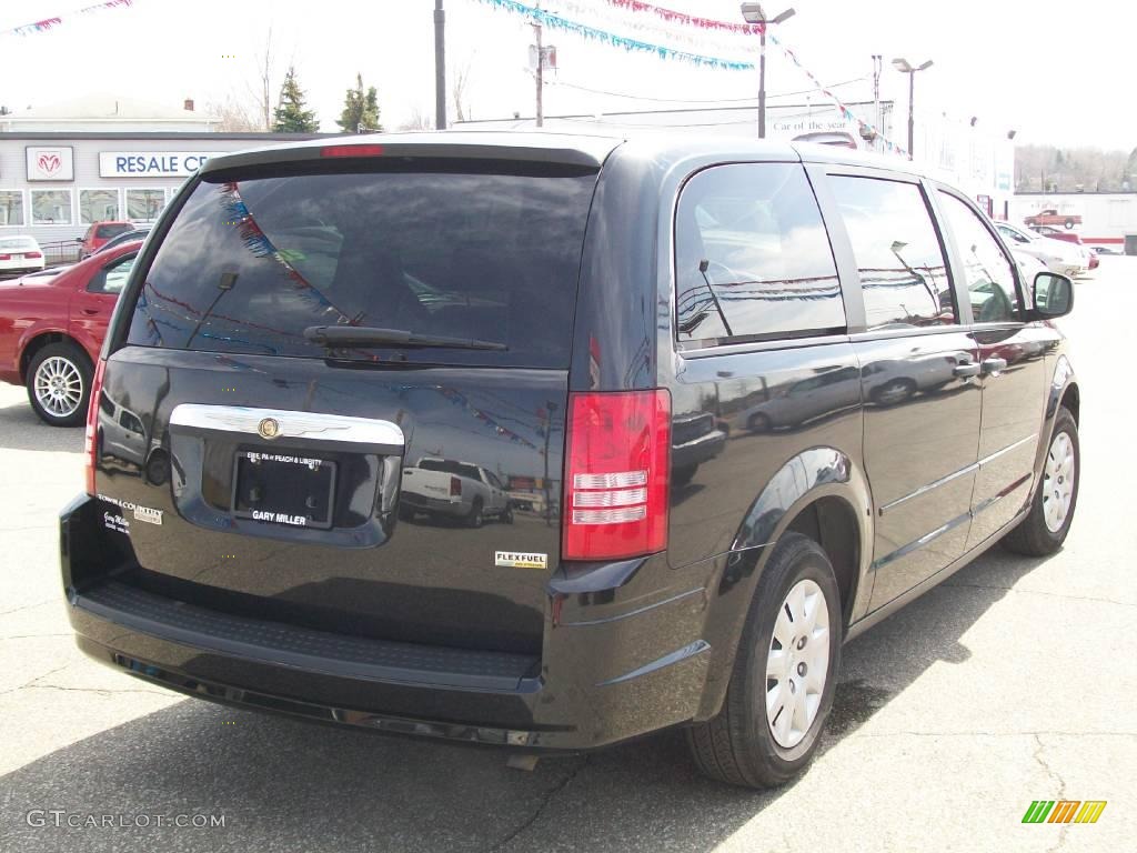 2008 Town & Country LX - Brilliant Black Crystal Pearlcoat / Medium Slate Gray/Light Shale photo #6