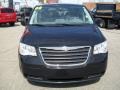 2008 Brilliant Black Crystal Pearlcoat Chrysler Town & Country LX  photo #9