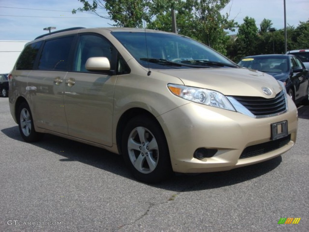 2011 Sienna LE - Sandy Beach Metallic / Bisque photo #2