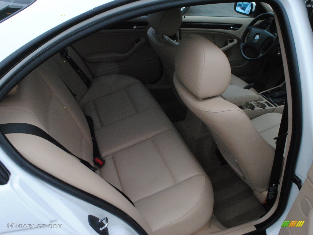 2005 3 Series 325i Sedan - Alpine White / Sand photo #6