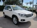 Candy White - Tiguan SE Photo No. 7