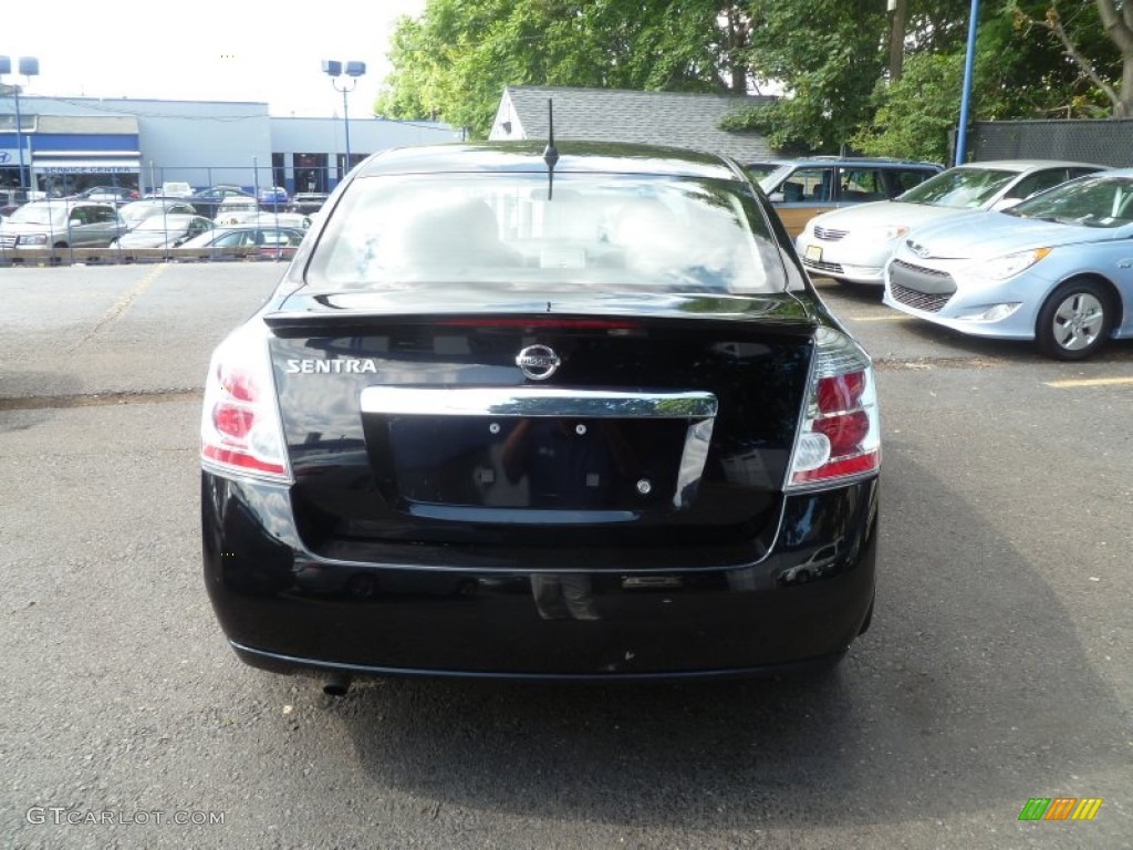 2012 Sentra 2.0 - Super Black / Charcoal photo #5