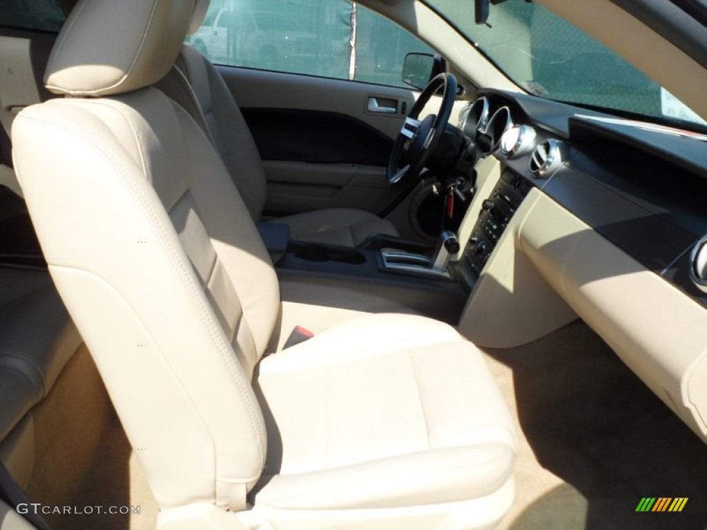 2006 Mustang V6 Premium Coupe - Windveil Blue Metallic / Light Parchment photo #27