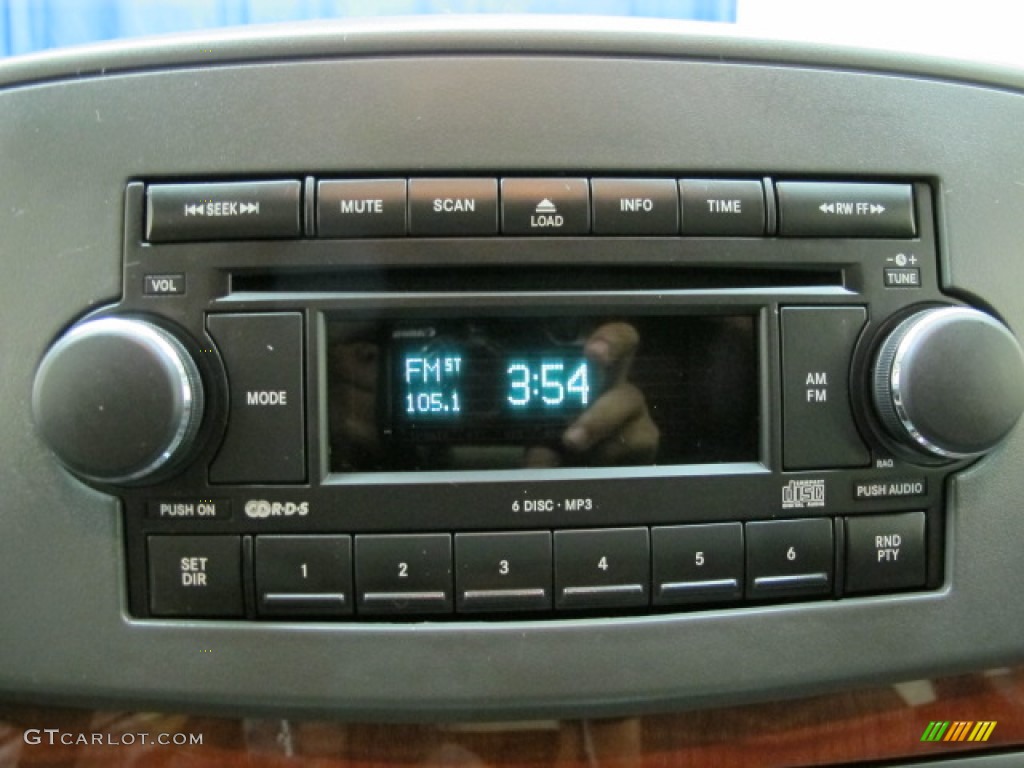 2005 Jeep Grand Cherokee Limited 4x4 Audio System Photo #66712373
