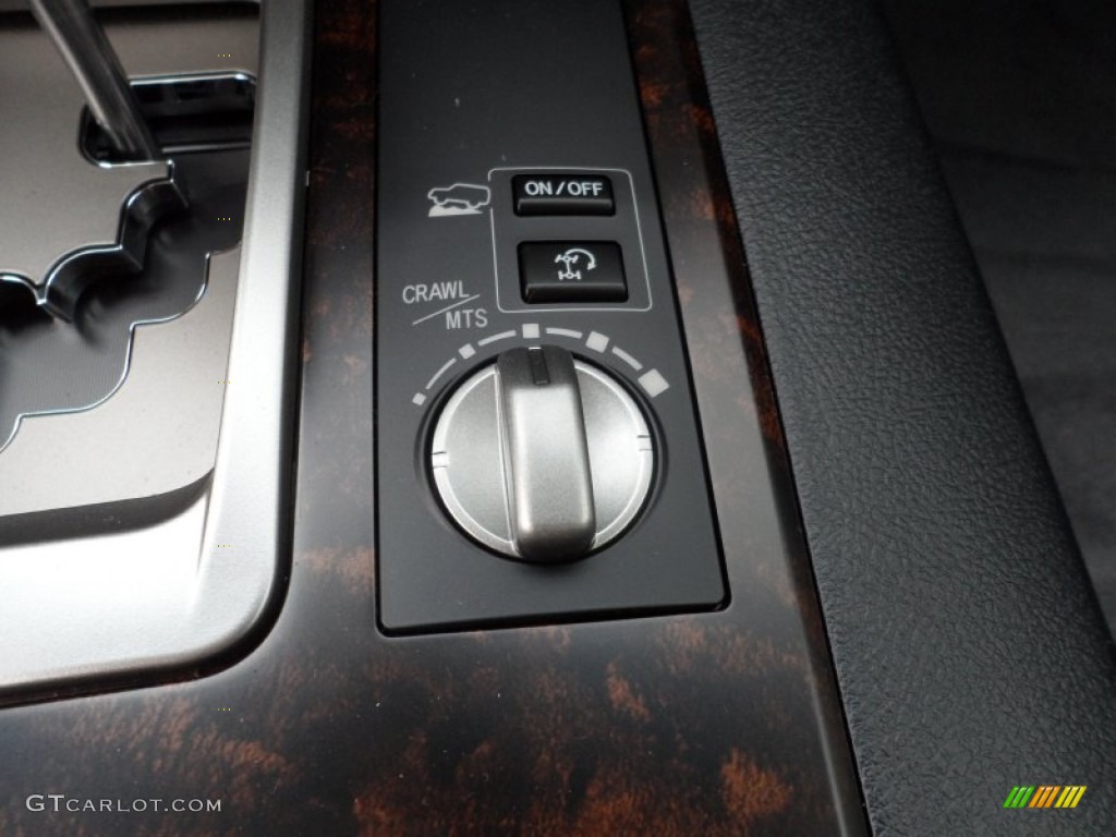 2013 Toyota Land Cruiser Standard Land Cruiser Model Controls Photo #66713135