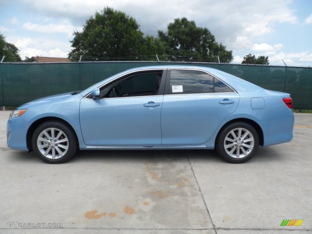 Clearwater Blue Metallic 2012 Toyota Camry XLE Exterior Photo #66715912