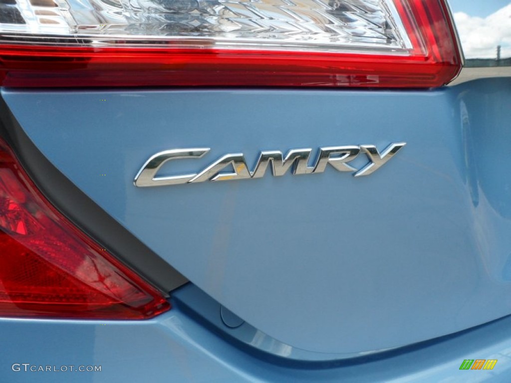 2012 Toyota Camry XLE Marks and Logos Photo #66715994
