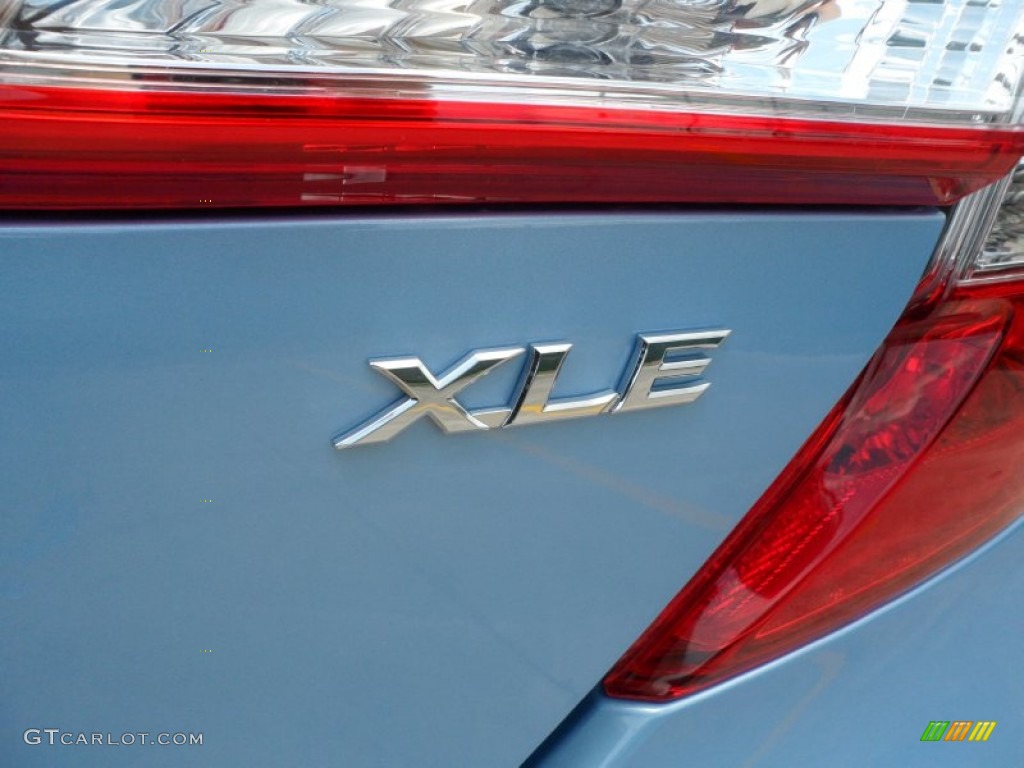 2012 Toyota Camry XLE Marks and Logos Photo #66716003
