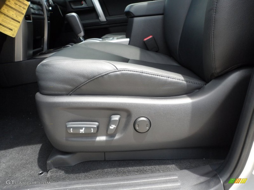 2012 4Runner Limited - Classic Silver Metallic / Black Leather photo #25