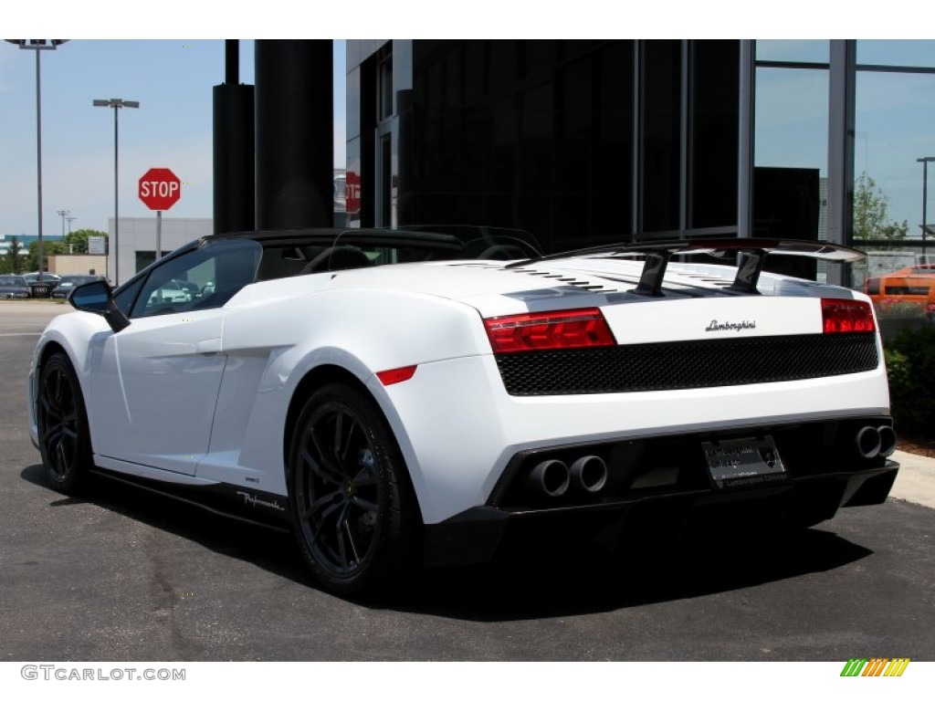 2012 Gallardo LP 570-4 Spyder Performante - Bianco Monocerus / Black Alcantara photo #3