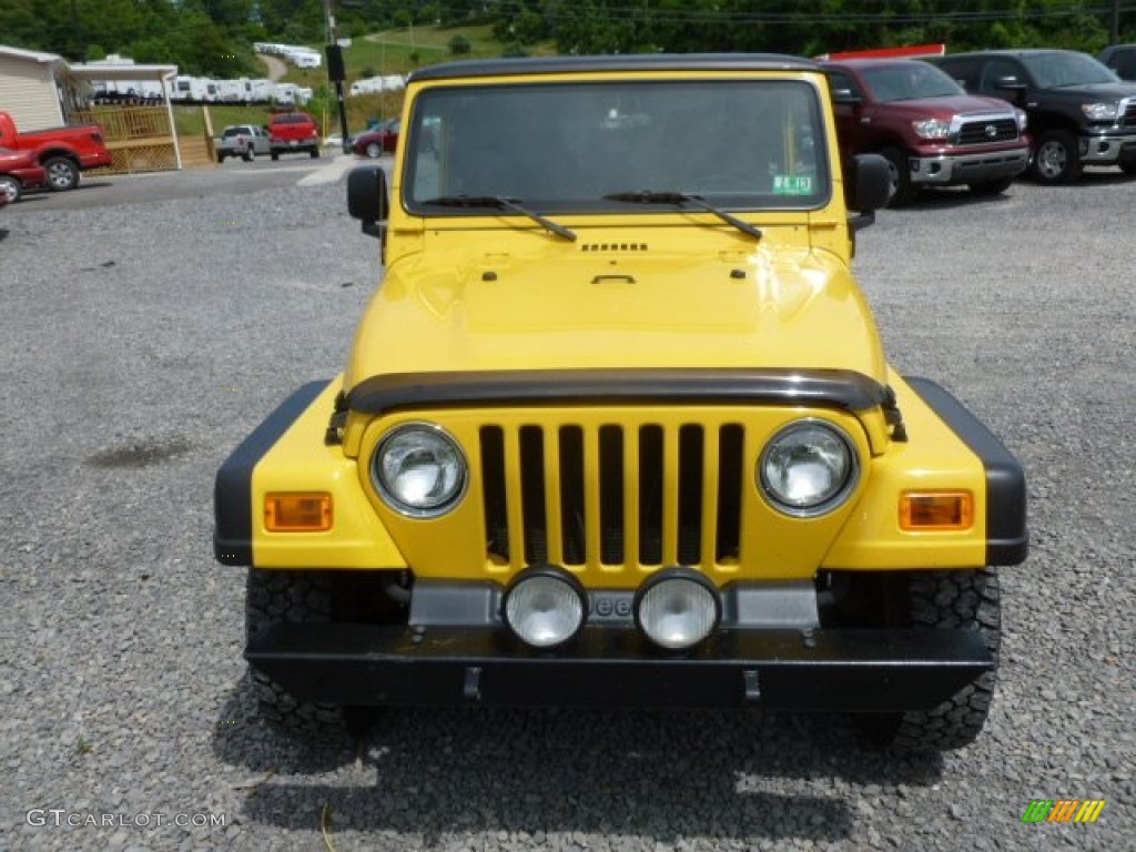 2006 Wrangler Rubicon 4x4 - Solar Yellow / Dark Slate Gray photo #2