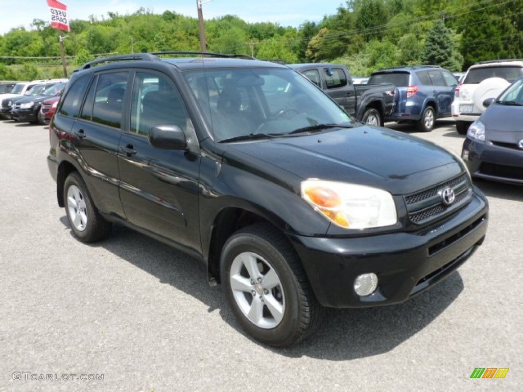 2005 RAV4 4WD - Black / Dark Charcoal photo #1