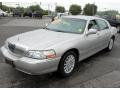 Silver Birch Metallic - Town Car Executive Photo No. 2