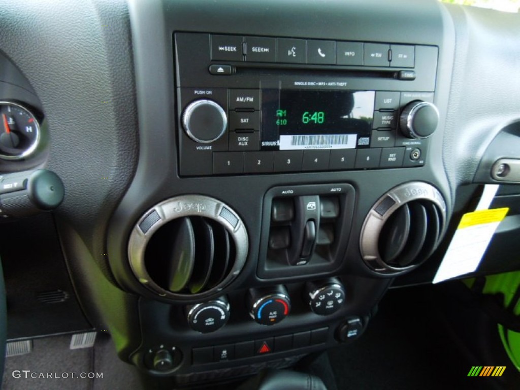 2012 Wrangler Unlimited Sport S 4x4 - Gecko Green / Black photo #13