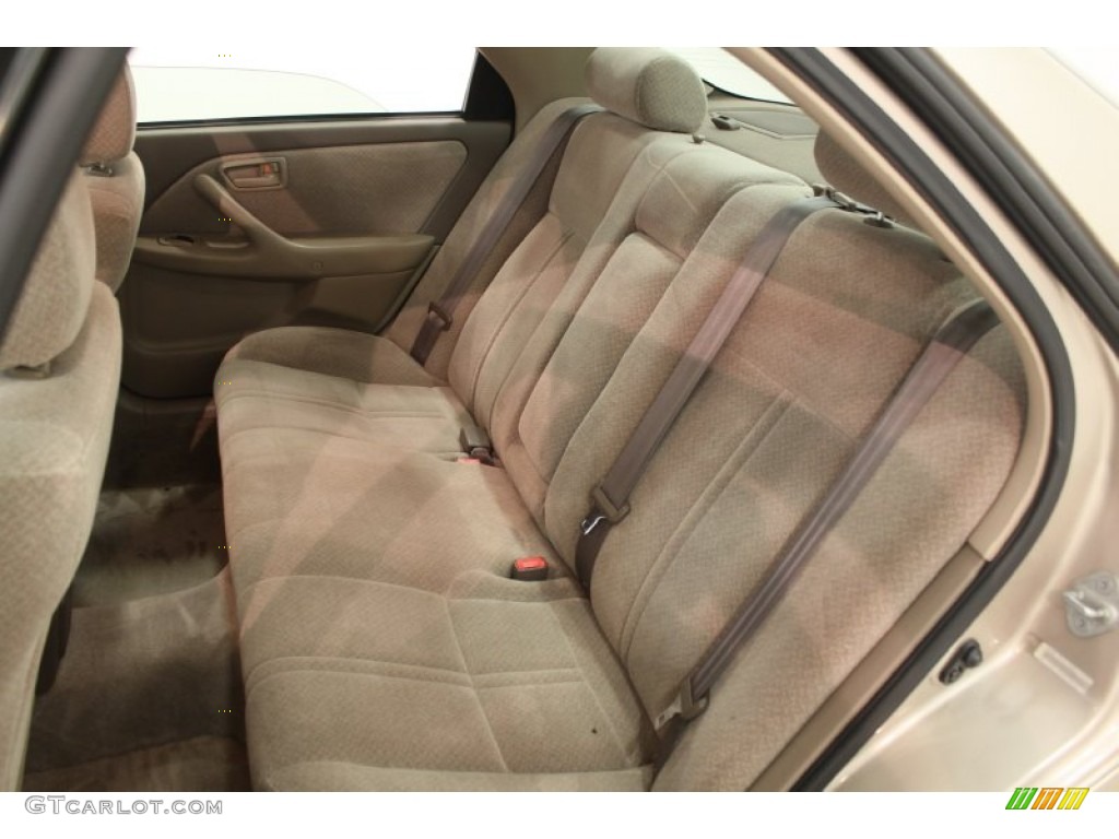 2000 Toyota Camry LE Interior Color Photos