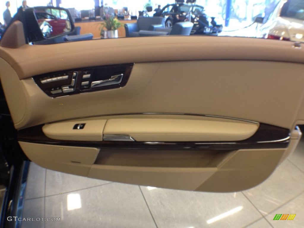 2012 Mercedes-Benz CL 550 4MATIC Cashmere/Savanna Door Panel Photo #66732545