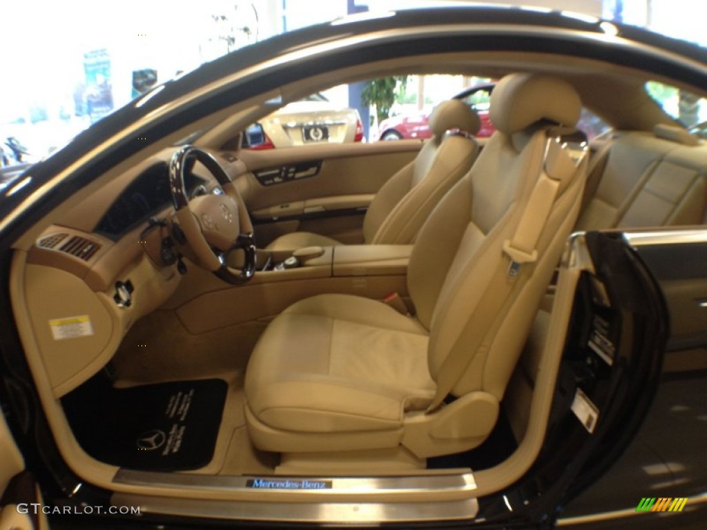 Cashmere/Savanna Interior 2012 Mercedes-Benz CL 550 4MATIC Photo #66732590
