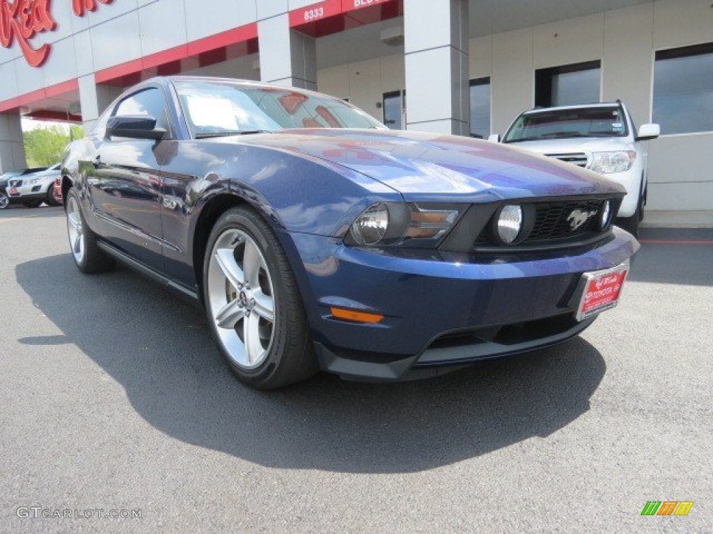 Kona Blue Metallic Ford Mustang