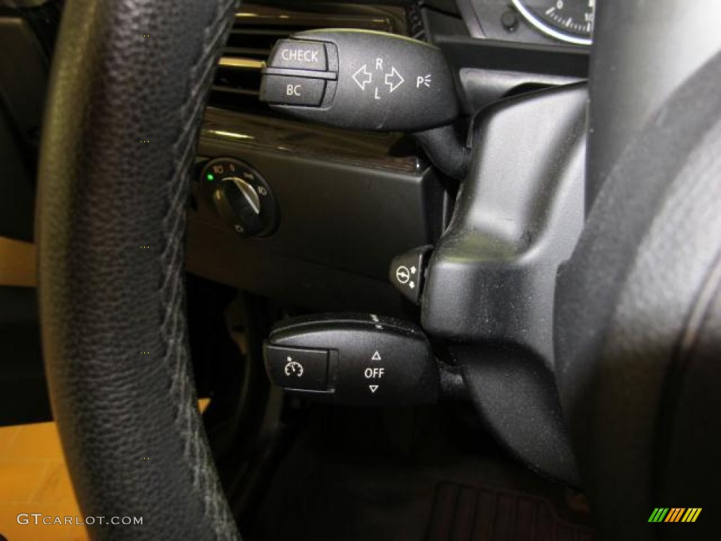 2010 BMW 5 Series 528i Sedan Controls Photo #66743251