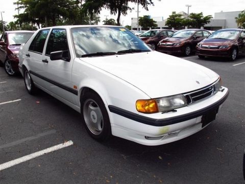 1994 Saab 9000 Aero Turbo Data, Info and Specs
