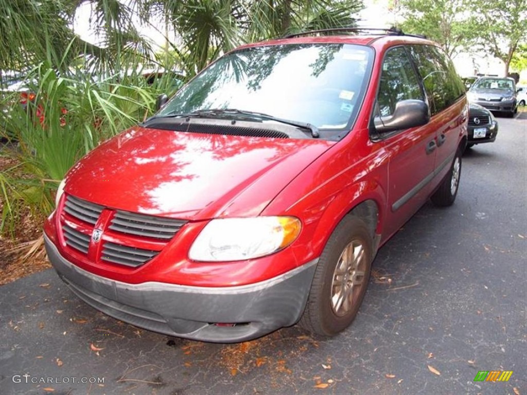 2006 Caravan SE - Inferno Red Crystal Pearl / Medium Slate Gray photo #4