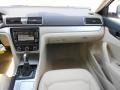 Candy White - Passat 2.5L SE Photo No. 15