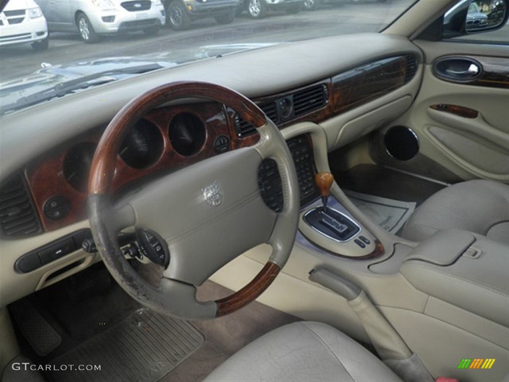 Oatmeal Interior 1998 Jaguar XJ Vanden Plas Photo #66748648
