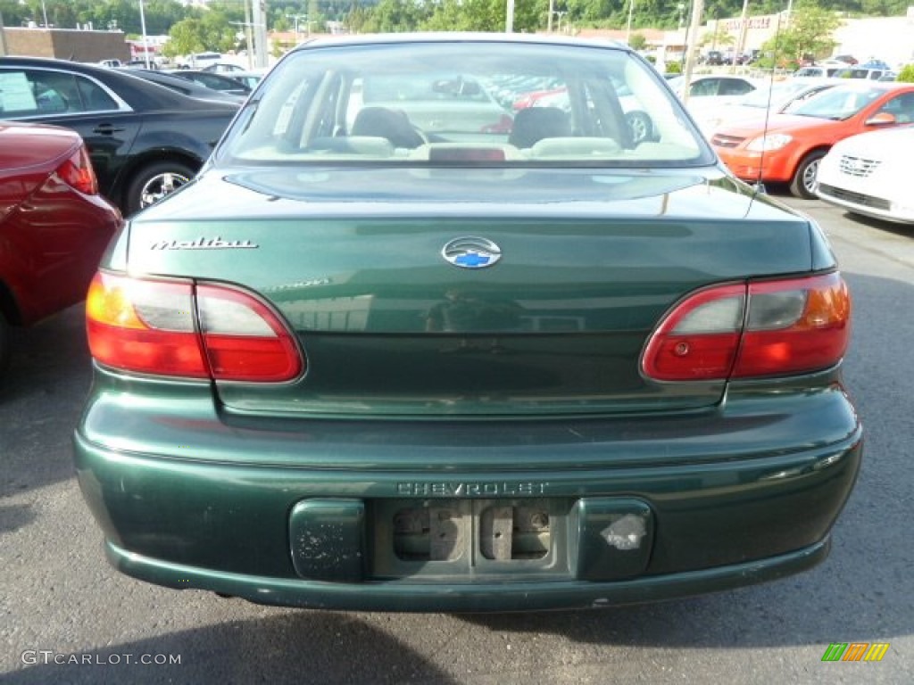 2003 Malibu Sedan - Medium Forest Green Metallic / Neutral Beige photo #3