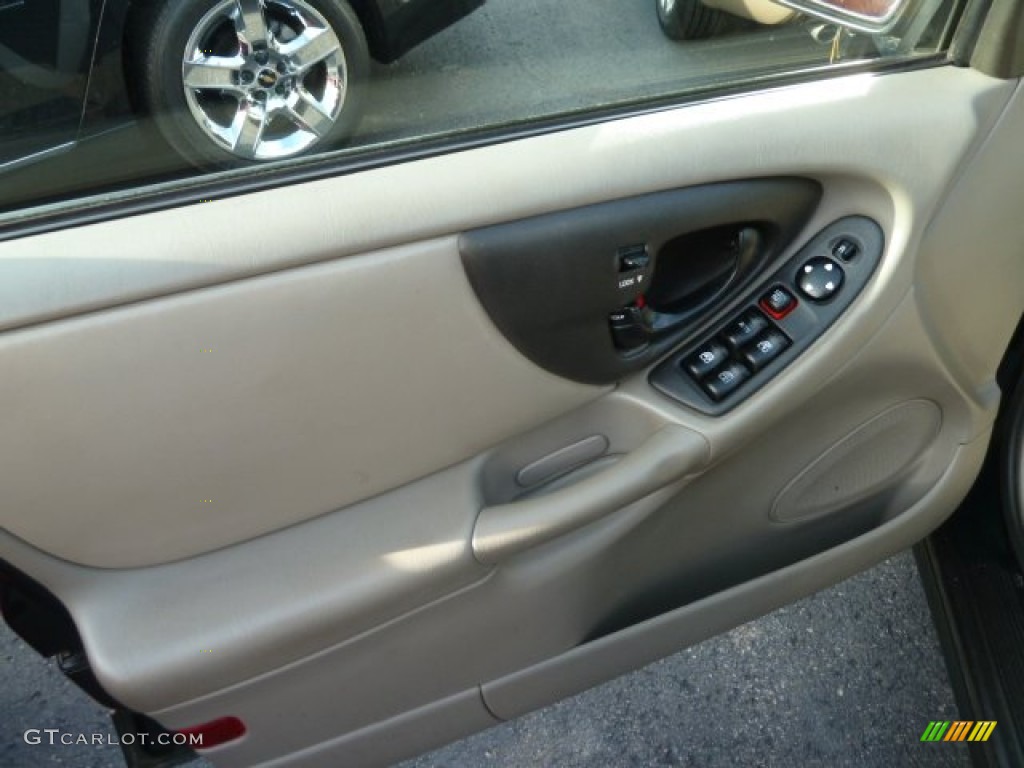 2003 Malibu Sedan - Medium Forest Green Metallic / Neutral Beige photo #10