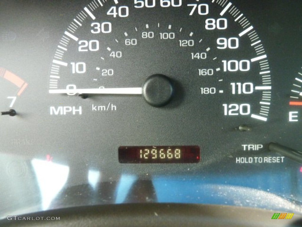 2003 Malibu Sedan - Medium Forest Green Metallic / Neutral Beige photo #14