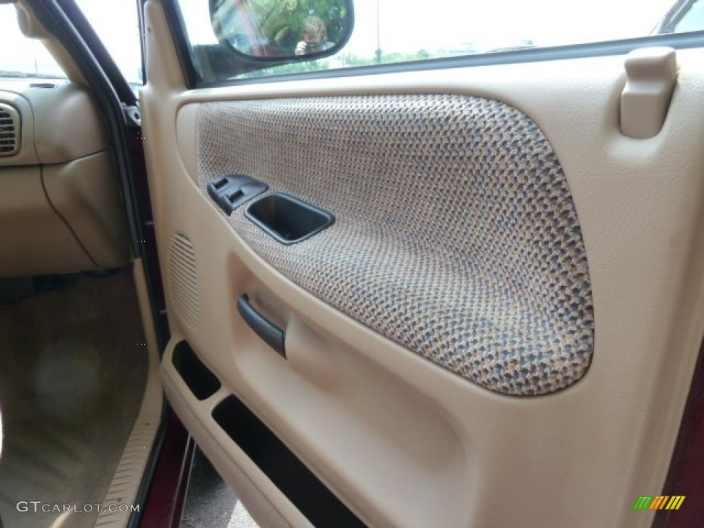 2001 Ram 1500 ST Regular Cab 4x4 - Dark Garnet Red Pearl / Tan photo #7