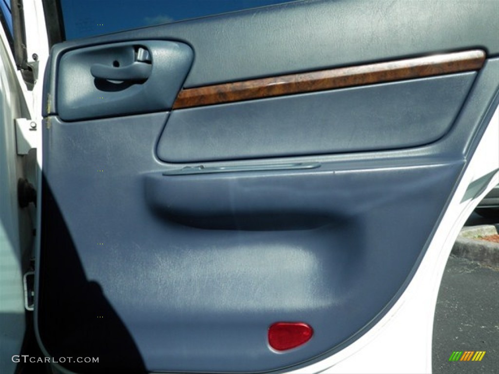 2004 Impala LS - Black / Regal Blue photo #22